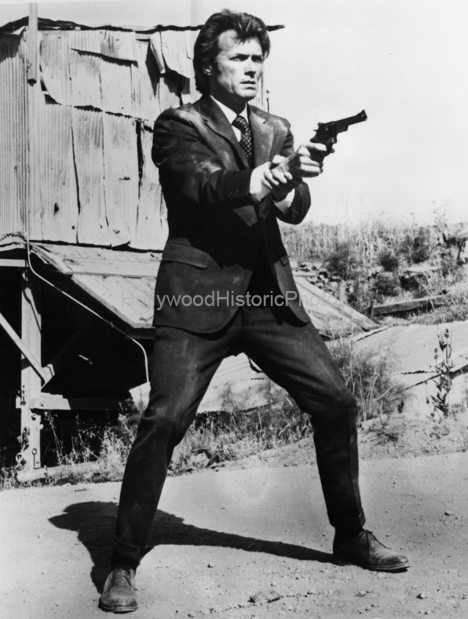 Clint Eastwood 1971 As Dirty Harry Callahan wm.jpg